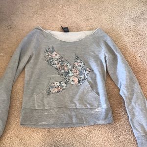 gray long sleeve